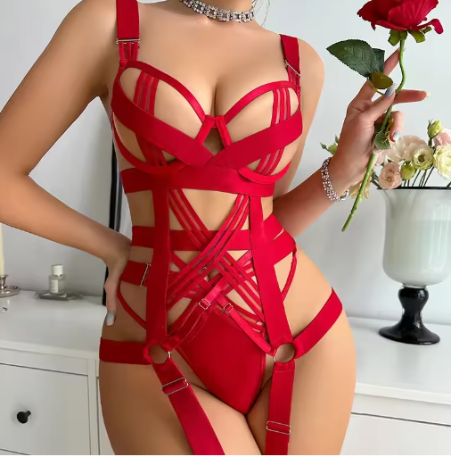 Harnais lingerie sexy rouge